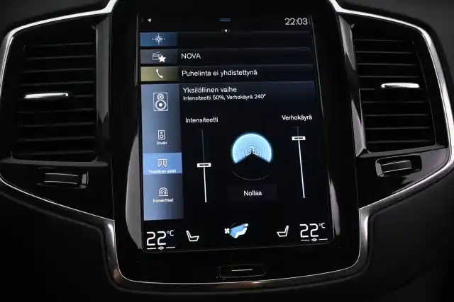 Harmaa Maastoauto, Volvo XC90 – VAR-49933
