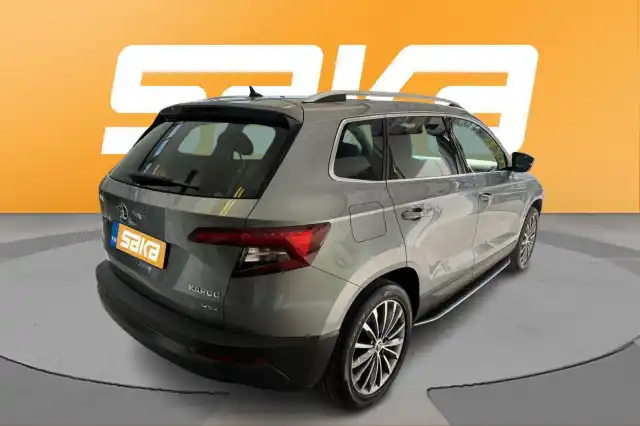 Harmaa Maastoauto, Skoda Karoq – VAR-49946