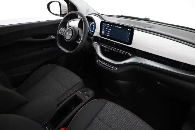 valkoinen Viistoperä, Fiat 500e – VAR-50051
