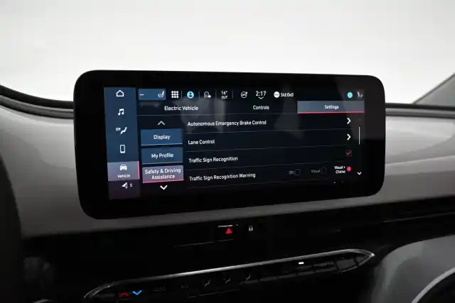 valkoinen Viistoperä, Fiat 500e – VAR-50051