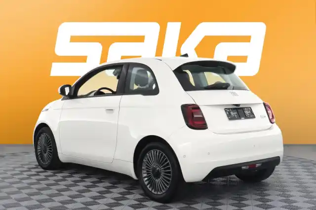 valkoinen Viistoperä, Fiat 500e – VAR-50051