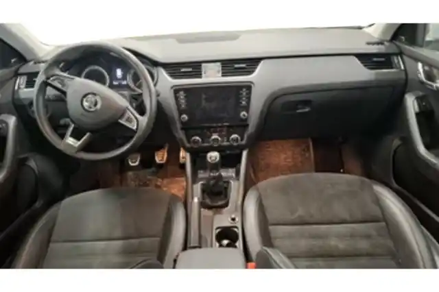 Harmaa Farmari, Skoda Octavia – VAR-50145