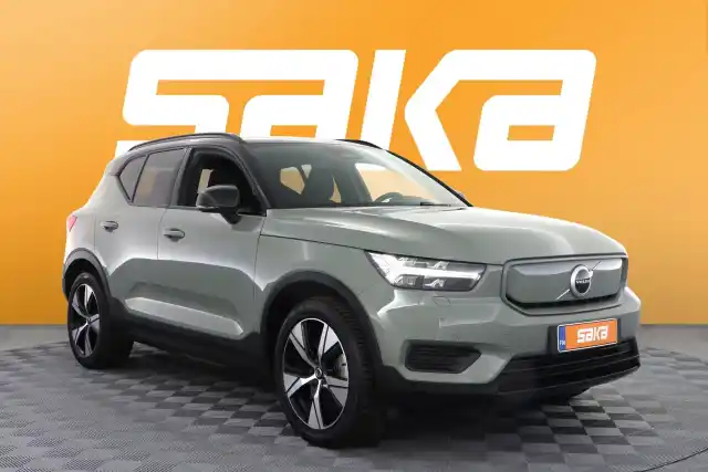 Vihreä Maastoauto, Volvo XC40 – VAR-50680