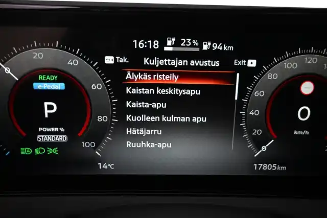 Valkoinen Maastoauto, Nissan Ariya – VAR-50787