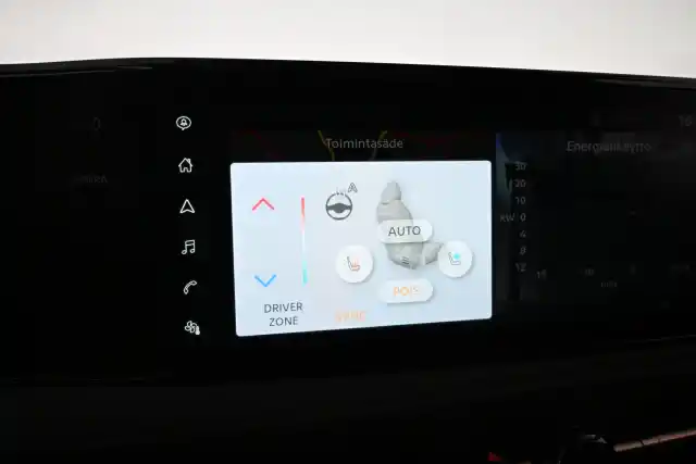Valkoinen Maastoauto, Nissan Ariya – VAR-50787