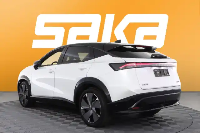 Valkoinen Maastoauto, Nissan Ariya – VAR-50787