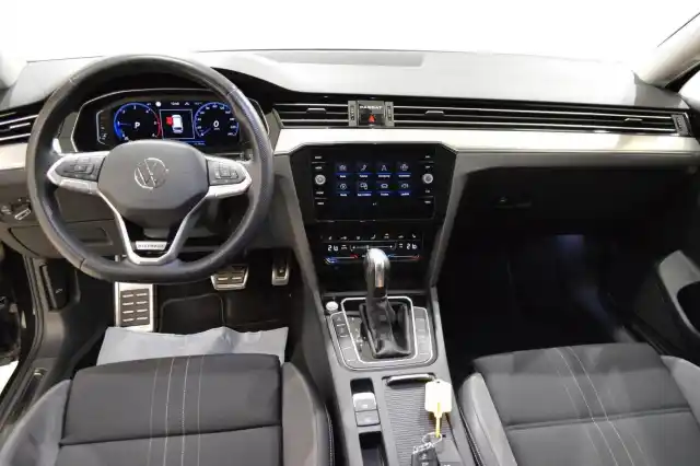 Harmaa Farmari, Volkswagen Passat – VAR-50924