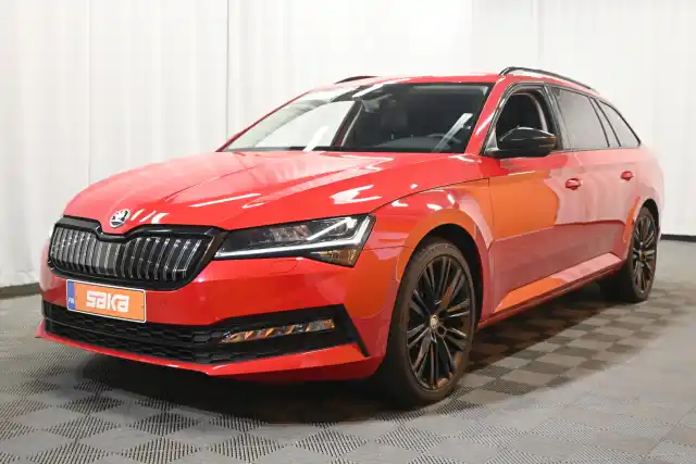 Punainen Farmari, Skoda Superb – VAR-50963