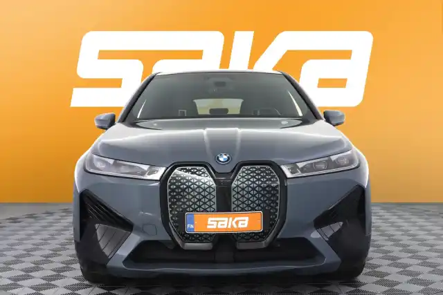 Harmaa Maastoauto, BMW iX – VAR-51109
