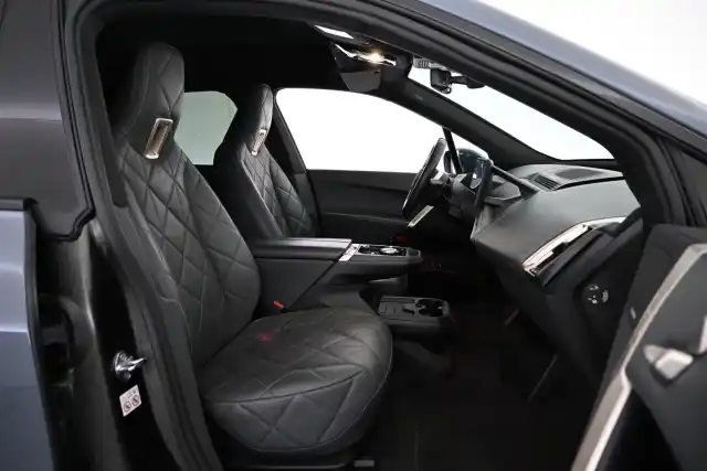 Harmaa Maastoauto, BMW iX – VAR-51109
