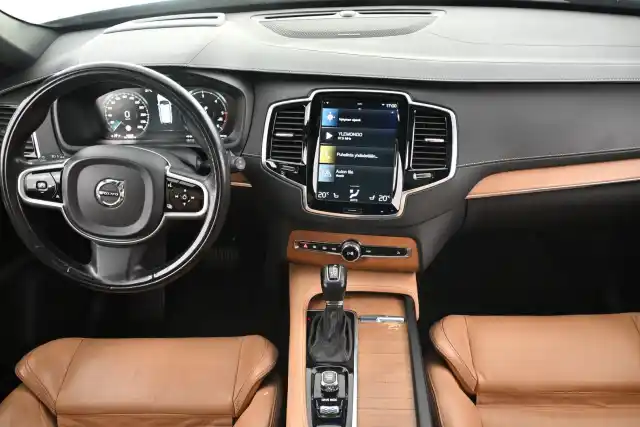 Musta Maastoauto, Volvo XC90 – VAR-51111