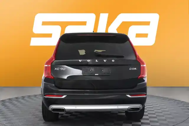 Musta Maastoauto, Volvo XC90 – VAR-51111