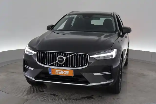 Harmaa Maastoauto, Volvo XC60 – VAR-51448