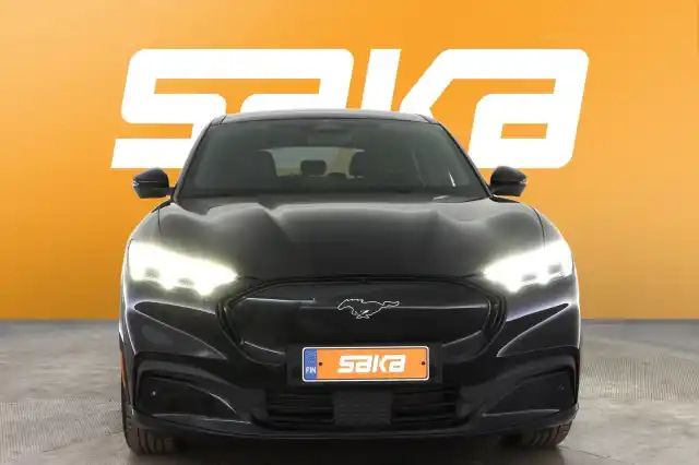 Musta Maastoauto, Ford Mustang Mach-E – VAR-51453