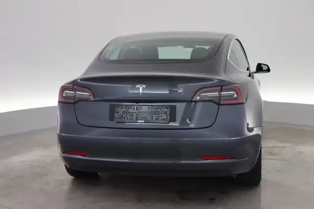 Harmaa Sedan, Tesla Model 3 – VAR-51756