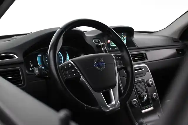Valkoinen Farmari, Volvo XC70 – VAR-52025