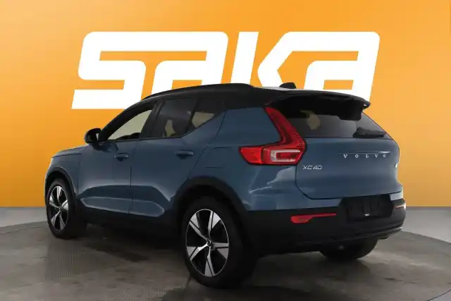 Sininen Maastoauto, Volvo XC40 – VAR-52138