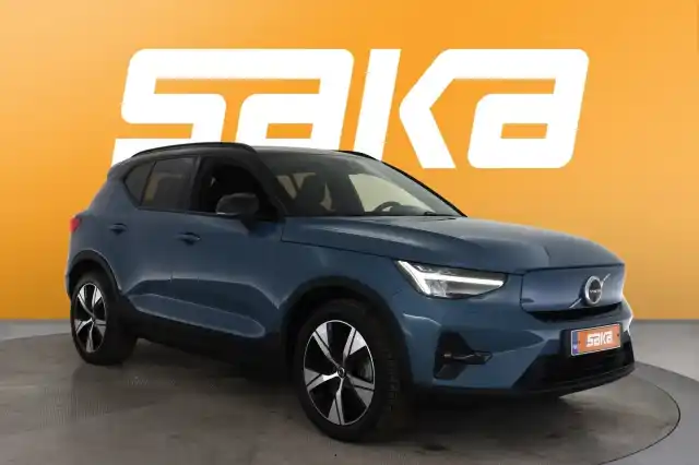 Sininen Maastoauto, Volvo XC40 – VAR-52138