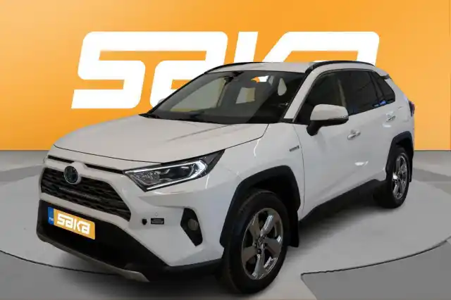 Valkoinen Maastoauto, Toyota RAV4 – VAR-52234