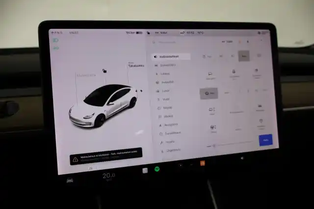 Valkoinen Sedan, Tesla Model 3 – VAR-52274
