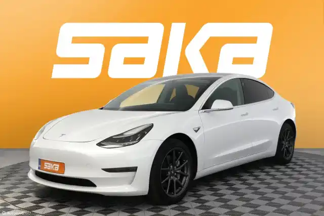 Valkoinen Sedan, Tesla Model 3 – VAR-52274