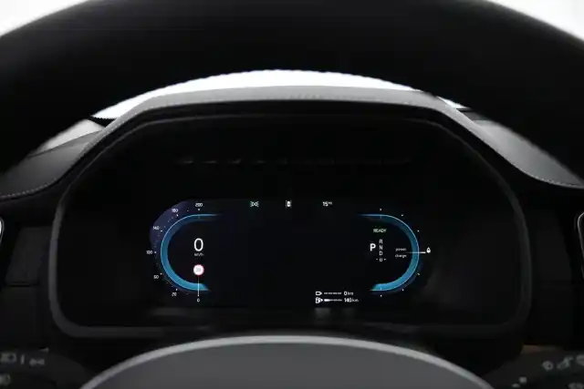 Musta Maastoauto, Volvo XC90 – VAR-52568