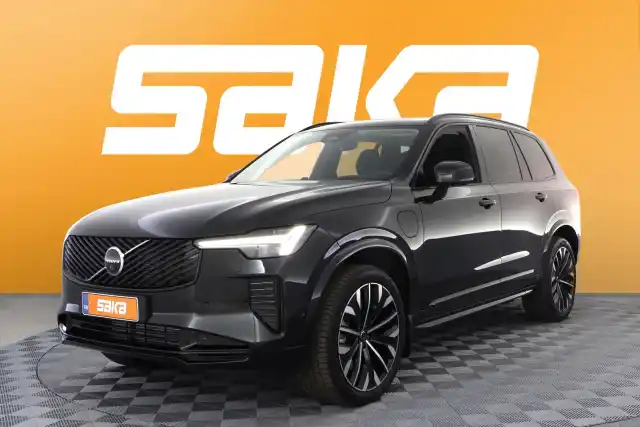 Musta Maastoauto, Volvo XC90 – VAR-52568