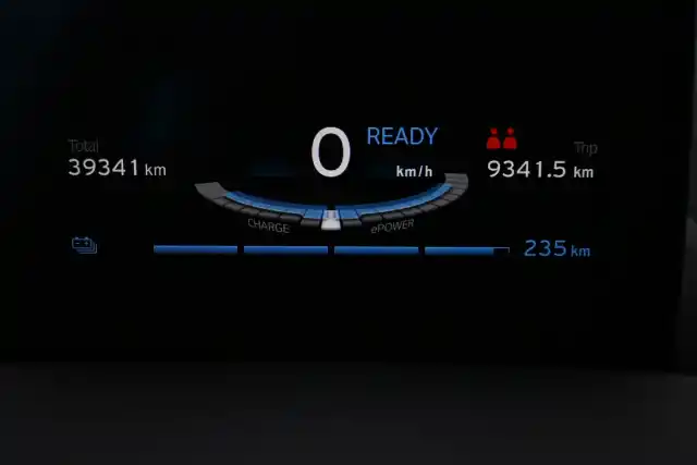 Musta Viistoperä, BMW i3 – VAR-52571