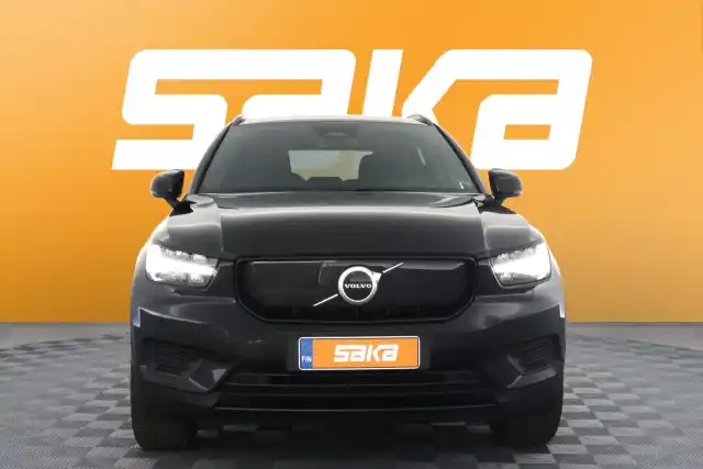Musta Maastoauto, Volvo XC40 – VAR-52593