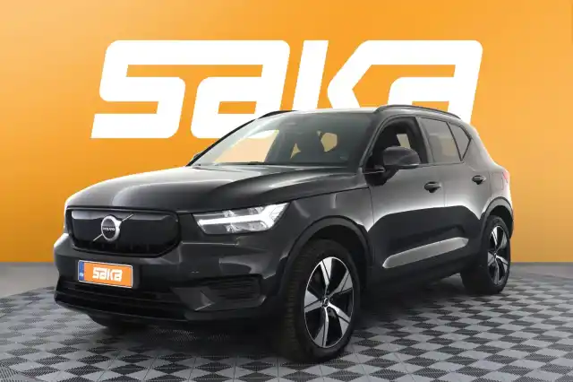 Musta Maastoauto, Volvo XC40 – VAR-52593