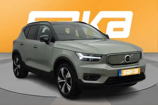 Vihreä Maastoauto, Volvo XC40 – VAR-52637