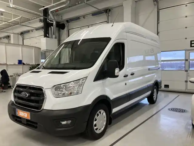 Valkoinen Pakettiauto, Ford Transit – VAR-52662