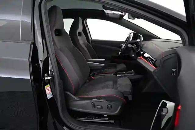 Musta Maastoauto, Volkswagen ID.5 – VAR-532233