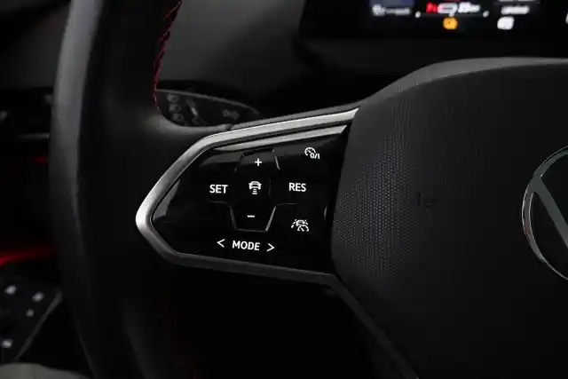 Musta Maastoauto, Volkswagen ID.5 – VAR-532233