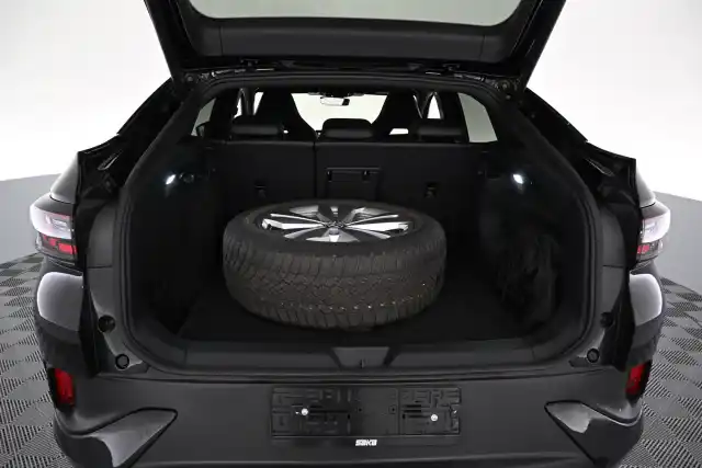 Musta Maastoauto, Volkswagen ID.5 – VAR-532233