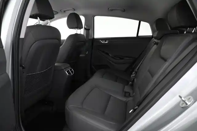 Harmaa Viistoperä, Hyundai IONIQ electric – VAR-53256