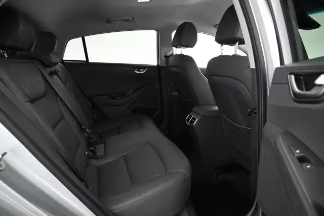Harmaa Viistoperä, Hyundai IONIQ electric – VAR-53256