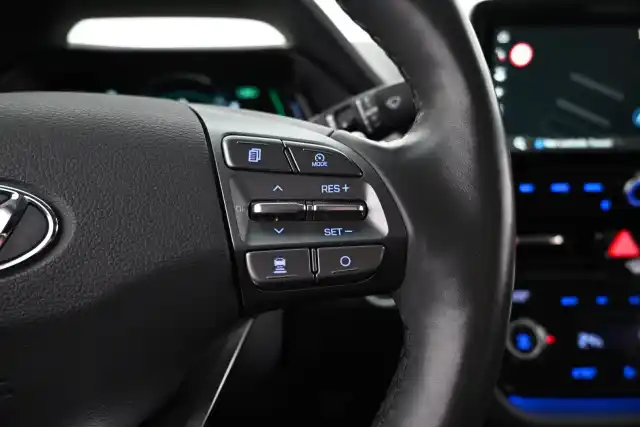 Harmaa Viistoperä, Hyundai IONIQ electric – VAR-53256