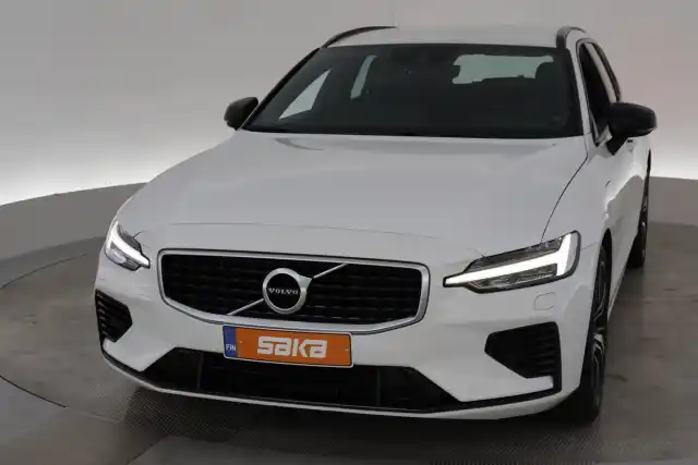 Valkoinen Farmari, Volvo V60 – VAR-53607