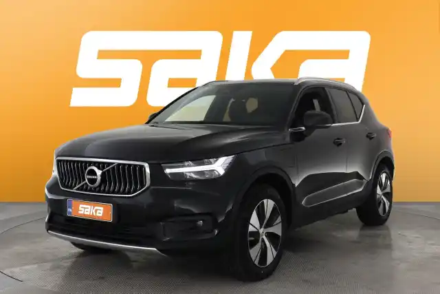 Musta Maastoauto, Volvo XC40 – VAR-54007