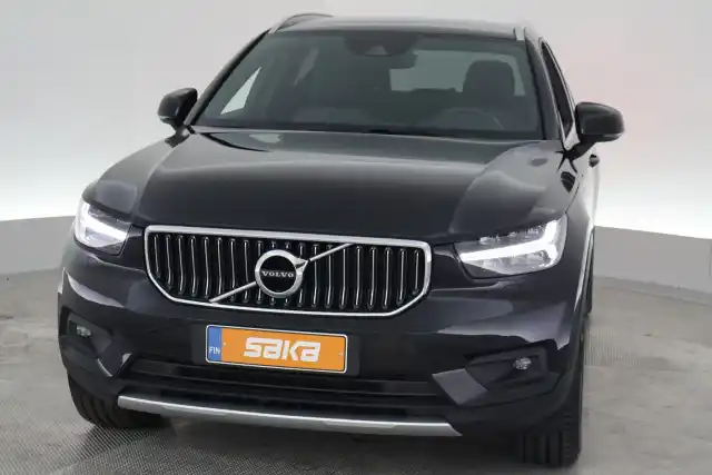 Musta Maastoauto, Volvo XC40 – VAR-54007