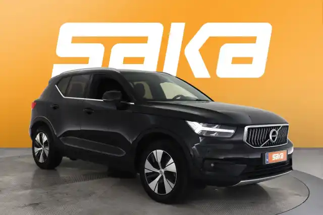 Musta Maastoauto, Volvo XC40 – VAR-54007