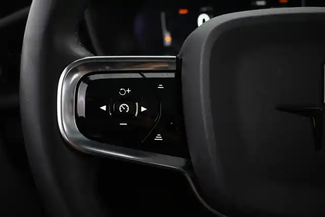 Sininen Sedan, Polestar 2 – VAR-54231
