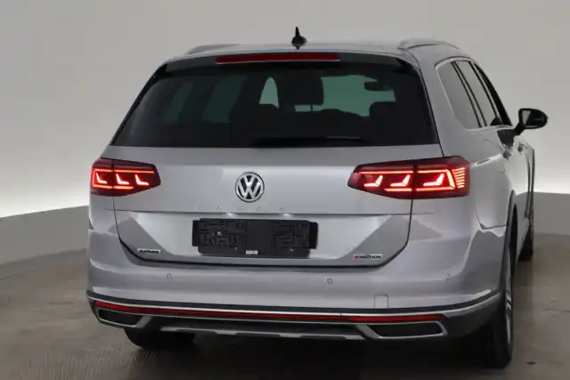 Harmaa Farmari, Volkswagen Passat – VAR-54596