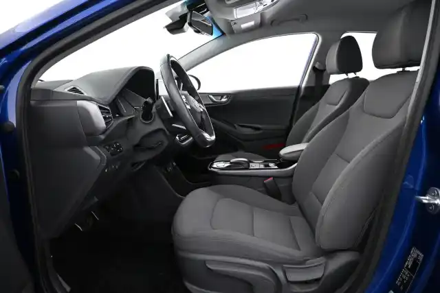 Sininen Sedan, Hyundai IONIQ electric – VAR-54704