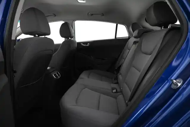 Sininen Sedan, Hyundai IONIQ electric – VAR-54704