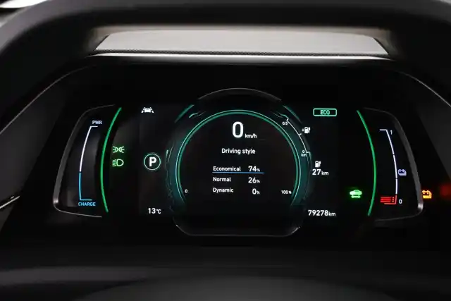 Sininen Sedan, Hyundai IONIQ electric – VAR-54704