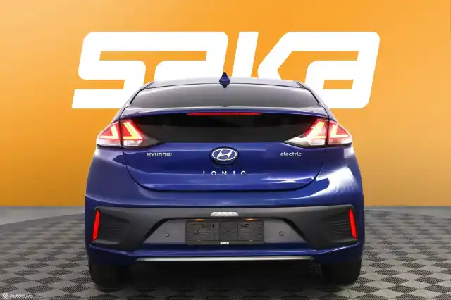 Sininen Sedan, Hyundai IONIQ electric – VAR-54704