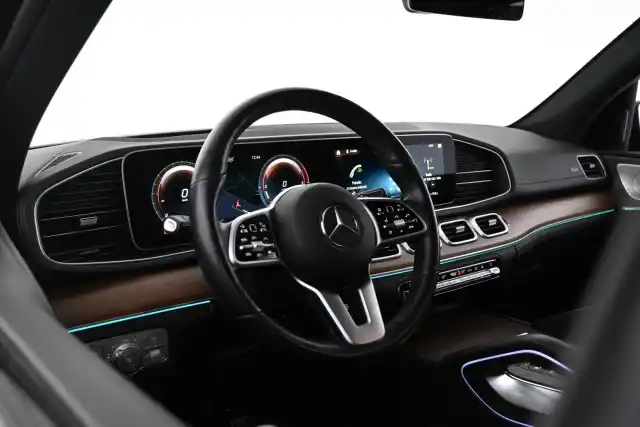 Musta Maastoauto, Mercedes-Benz GLE – VAR-55010