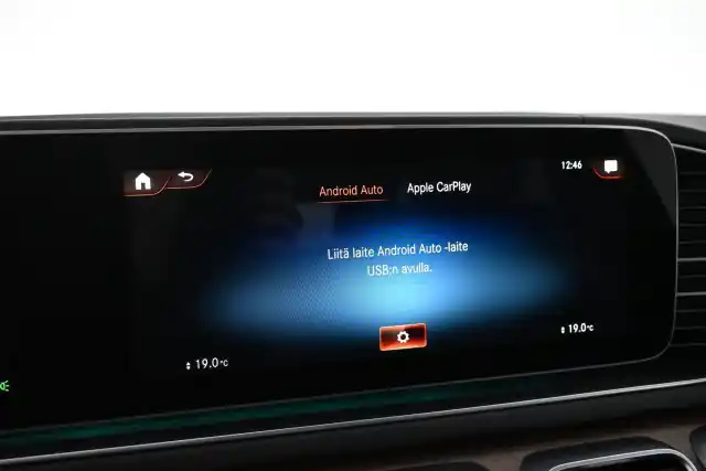Musta Maastoauto, Mercedes-Benz GLE – VAR-55010